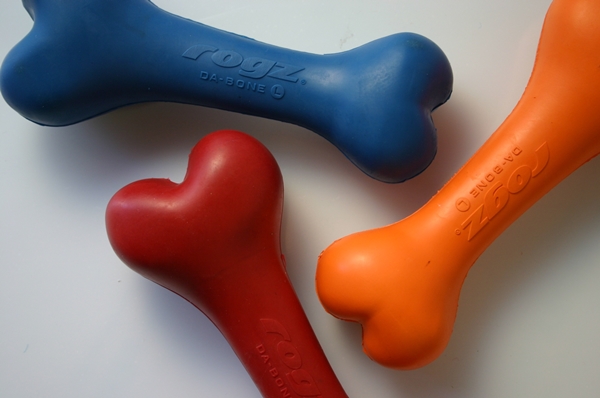 ROGZ Da Bone Igračka za pse u obliku gumene kosti L narandžasta 21cm