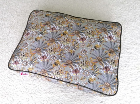 Qushin Divine (XS/S) 40x55x7cm
